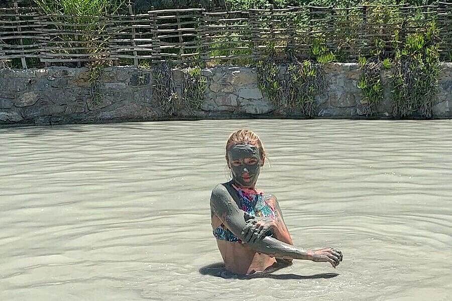 Dalyan’da çamur banyosu ile güzelleşin